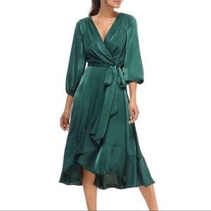 Gal Meets Glam Dress Jennifer Shimmer Satin Wrap Dress Emerald Green Size 6